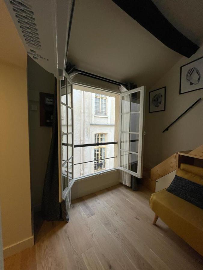 Charming Studio Michel Lecomte Paris 75003 Apartment Bagian luar foto